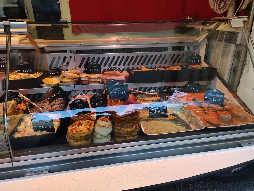Boucher sur les marchés près de Mornant